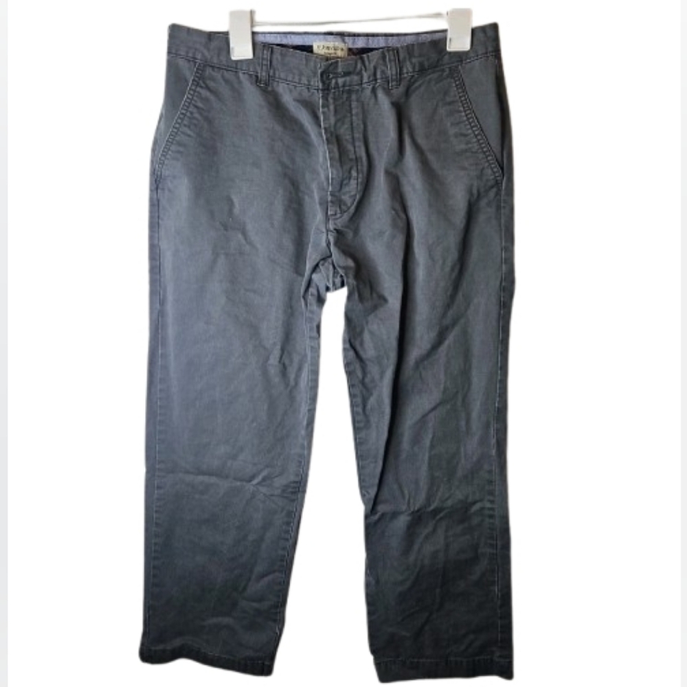 🎁 St John's Bay Classic Fit Pants Men's 34x29 Gray Casual Worry Free Chino
